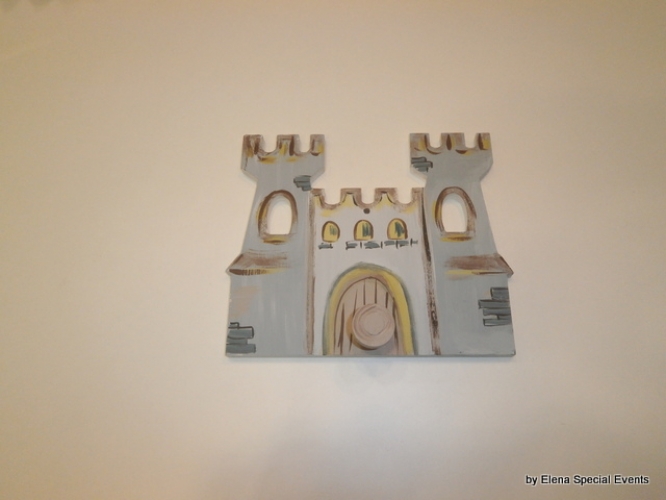 Hand-painted wooden hanger “castle”.
